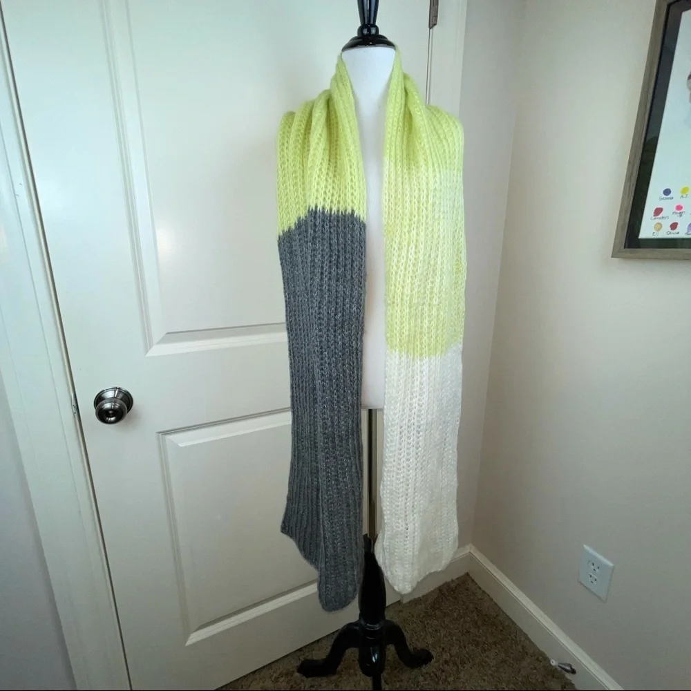 NEW Topshop Chunky Knit Scarf Gray Lime Ivory
